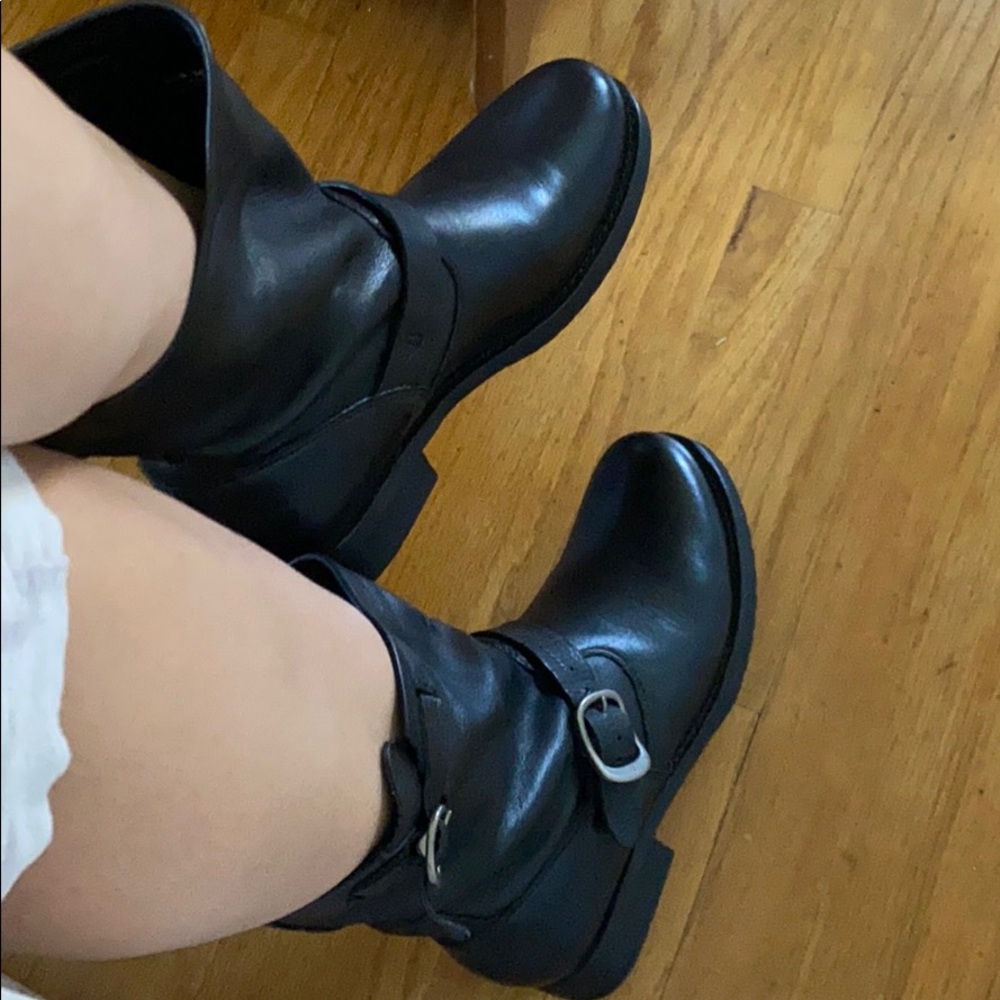 FRYE boots 🥾